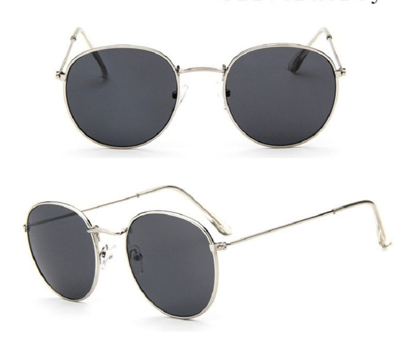 Retro Round Frame Sunglasses - Multiple Colors