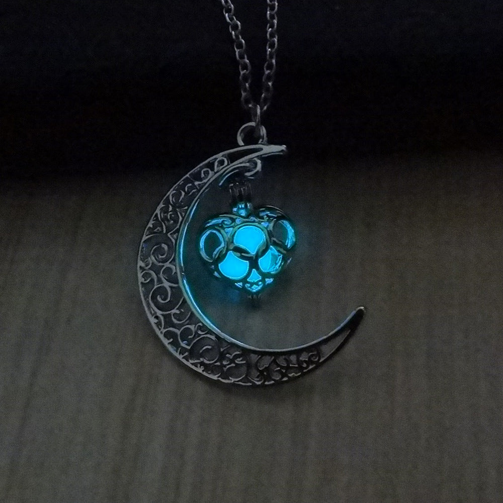 Glowing Pendant Necklace Silver Plated