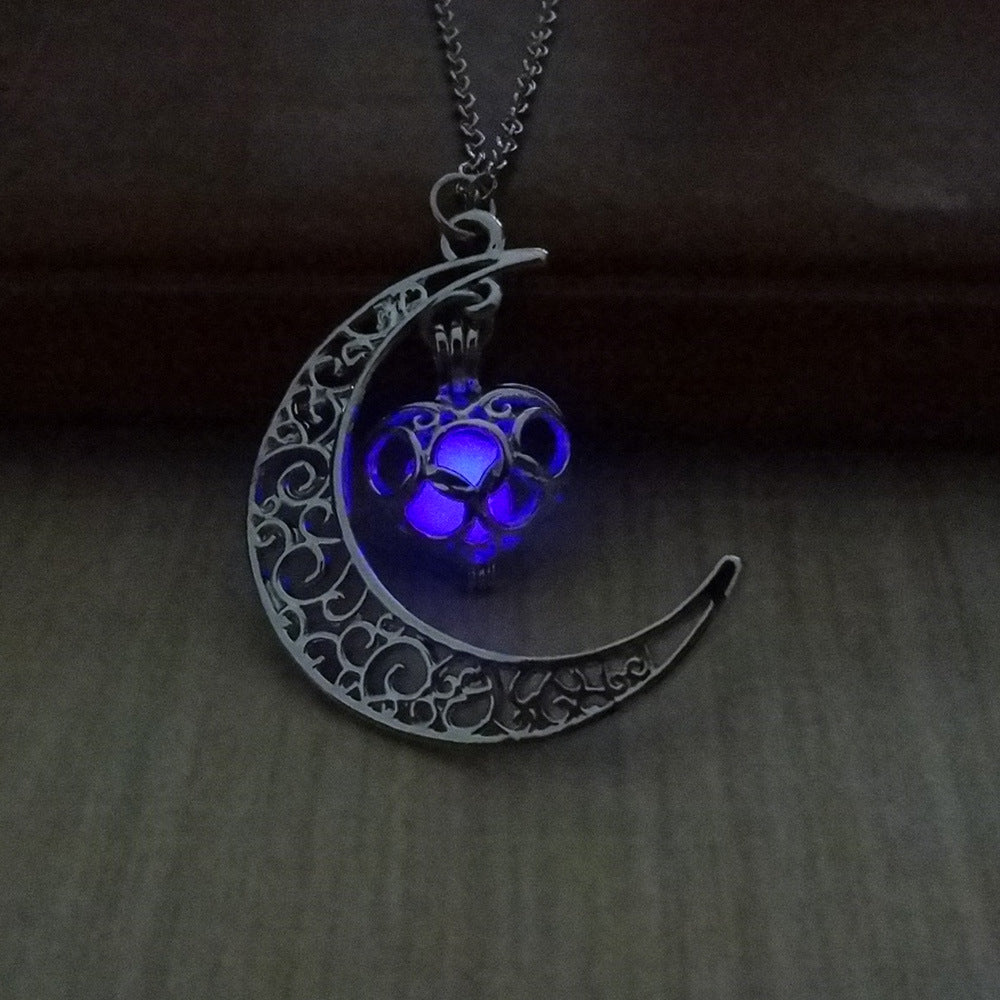 Glowing Pendant Necklace Silver Plated