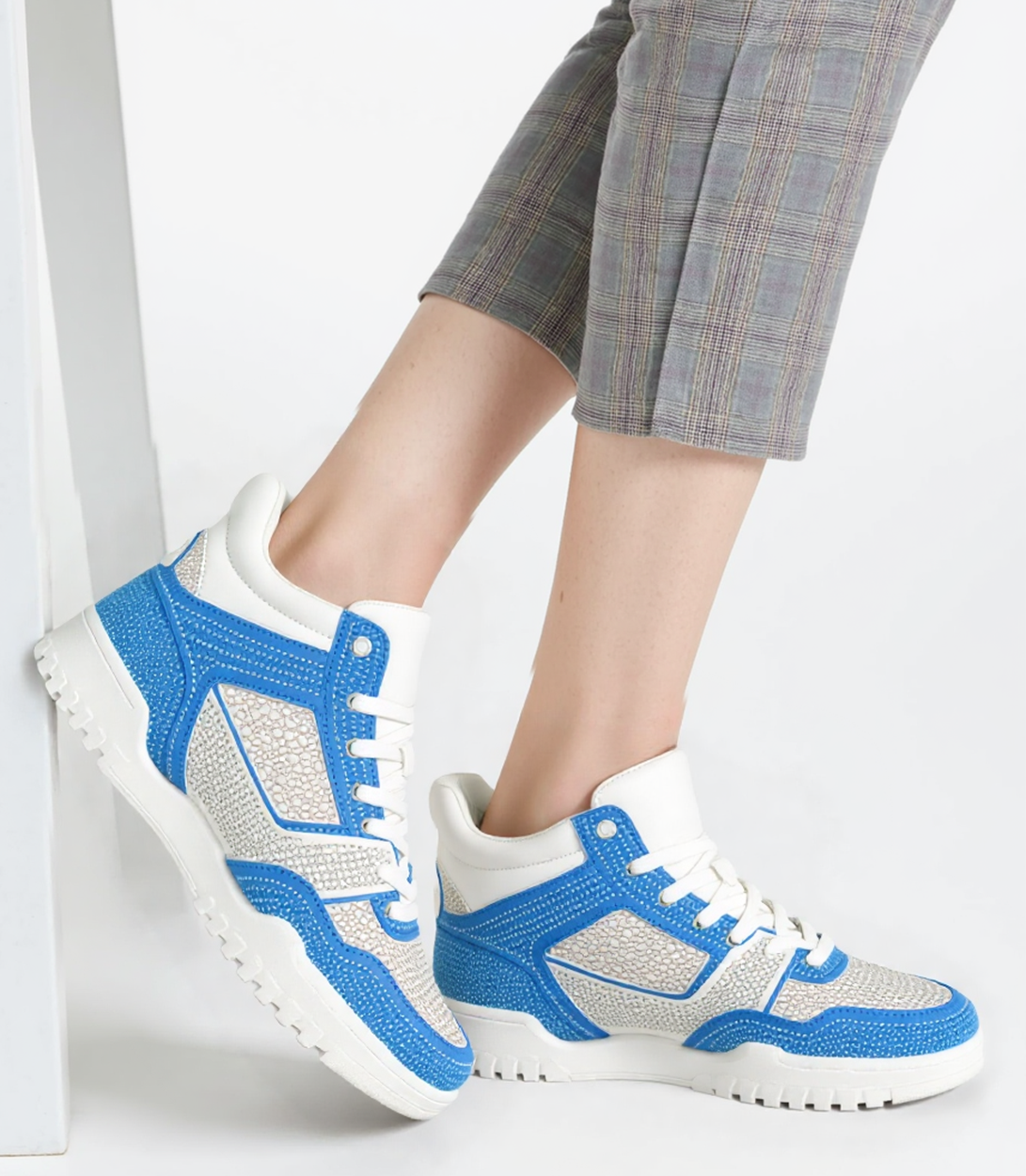 Womens Bling Bling Sneakers in Pink