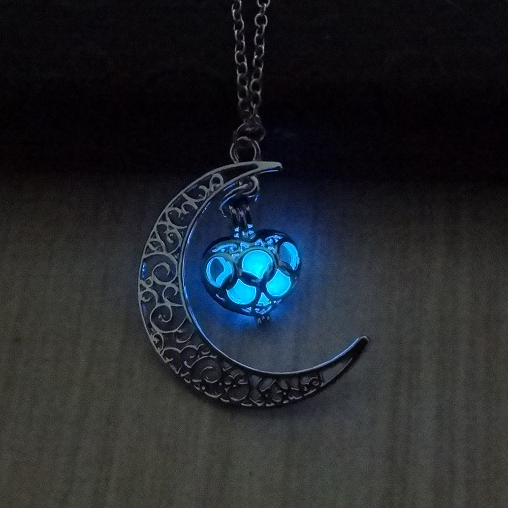 Glowing Pendant Necklace Silver Plated