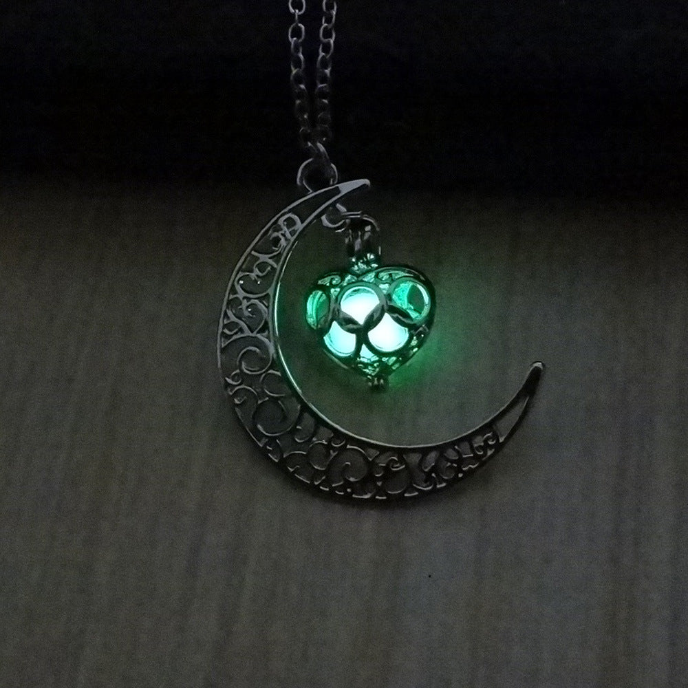 Glowing Pendant Necklace Silver Plated